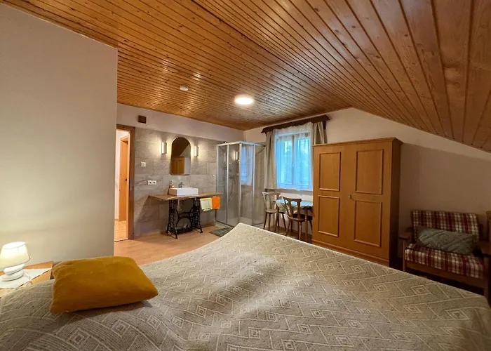 Idyllischer Landhof Naehe Millstaettersee Mit Balkon