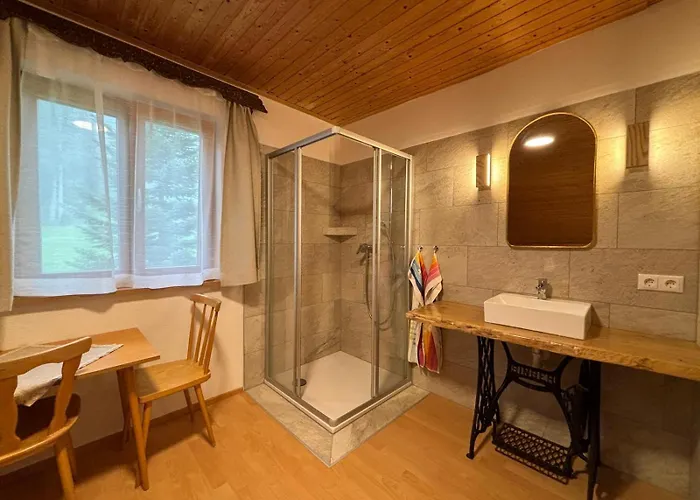 Idyllischer Landhof Naehe Millstaettersee Mit Balkon דירה