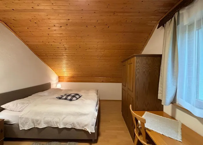 Appartement Idyllischer Landhof Naehe Millstaettersee Mit Balkon Fresach